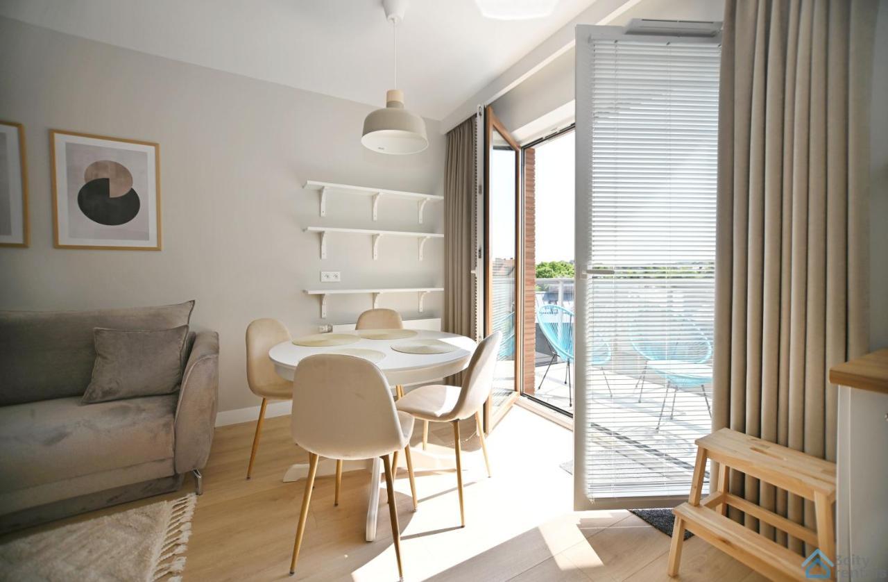 Beige 3City Apartment With Parking In Gdansk By Noclegi Renters Gdańsk Exterior foto